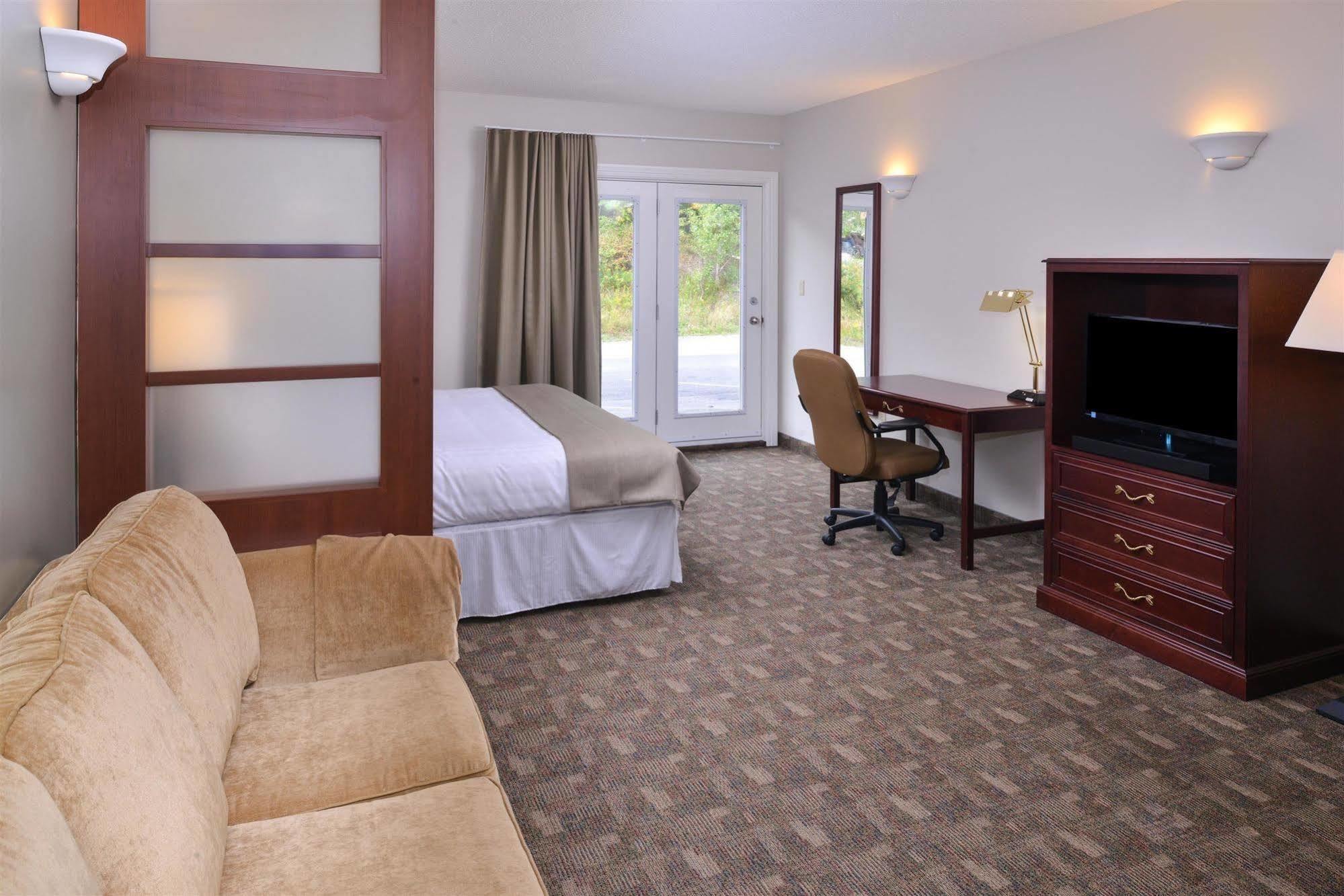 Rodeway Inn Sudbury Zewnętrze zdjęcie