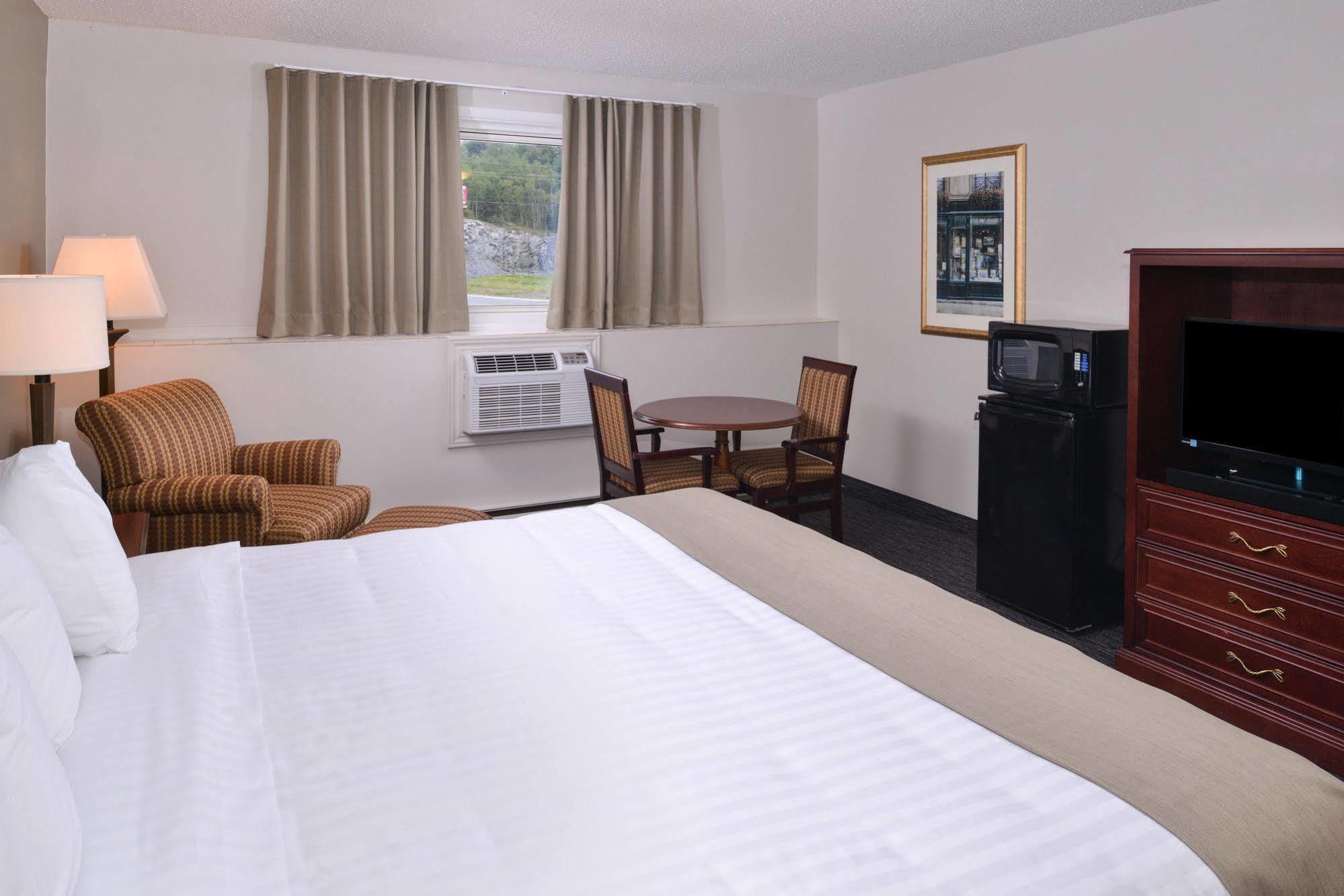 Rodeway Inn Sudbury Zewnętrze zdjęcie